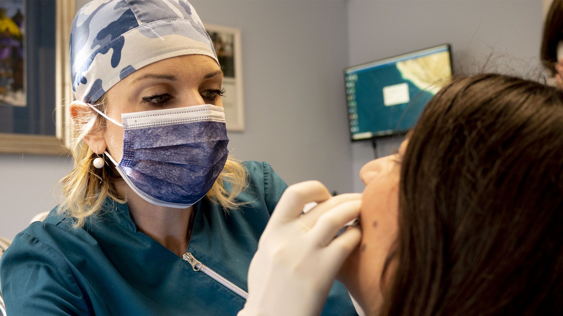 Intarsi dentali: terapia conservativa per ottenere un rinforzo meccanico e funzionale